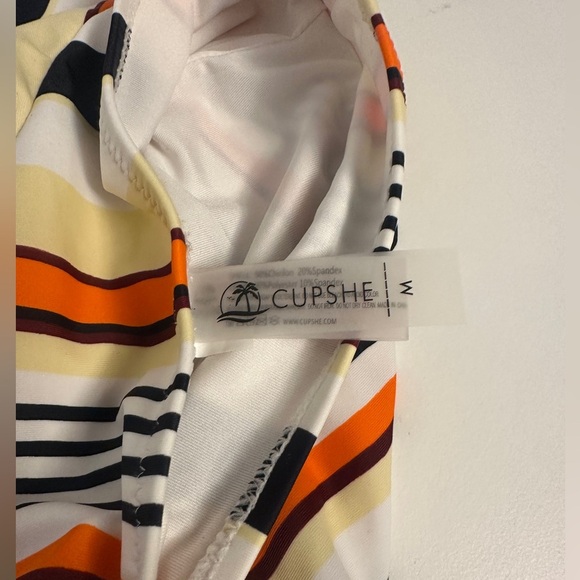 Cupshe Asymmetrical Striped One-Shoulder Bikini Top NWOT - Picture 3 of 4